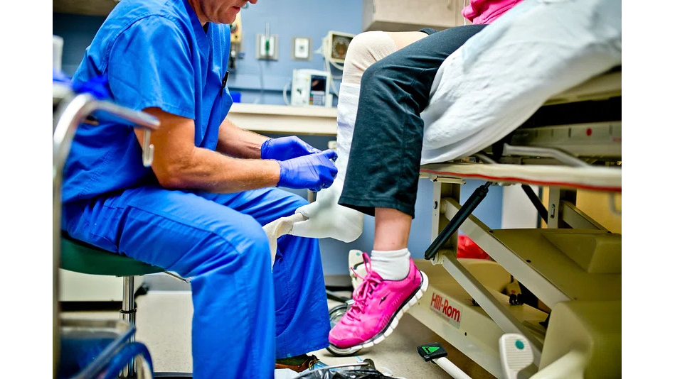 Fracture treatment at Balaji Hospital Clinic